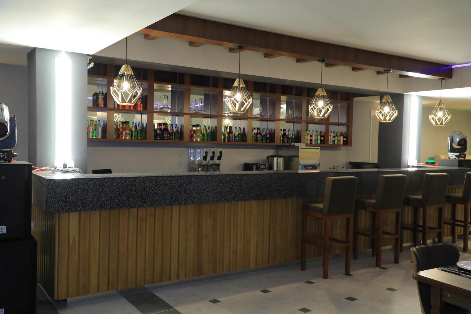 Hobiz Hotel Navoi Eksteriør billede
